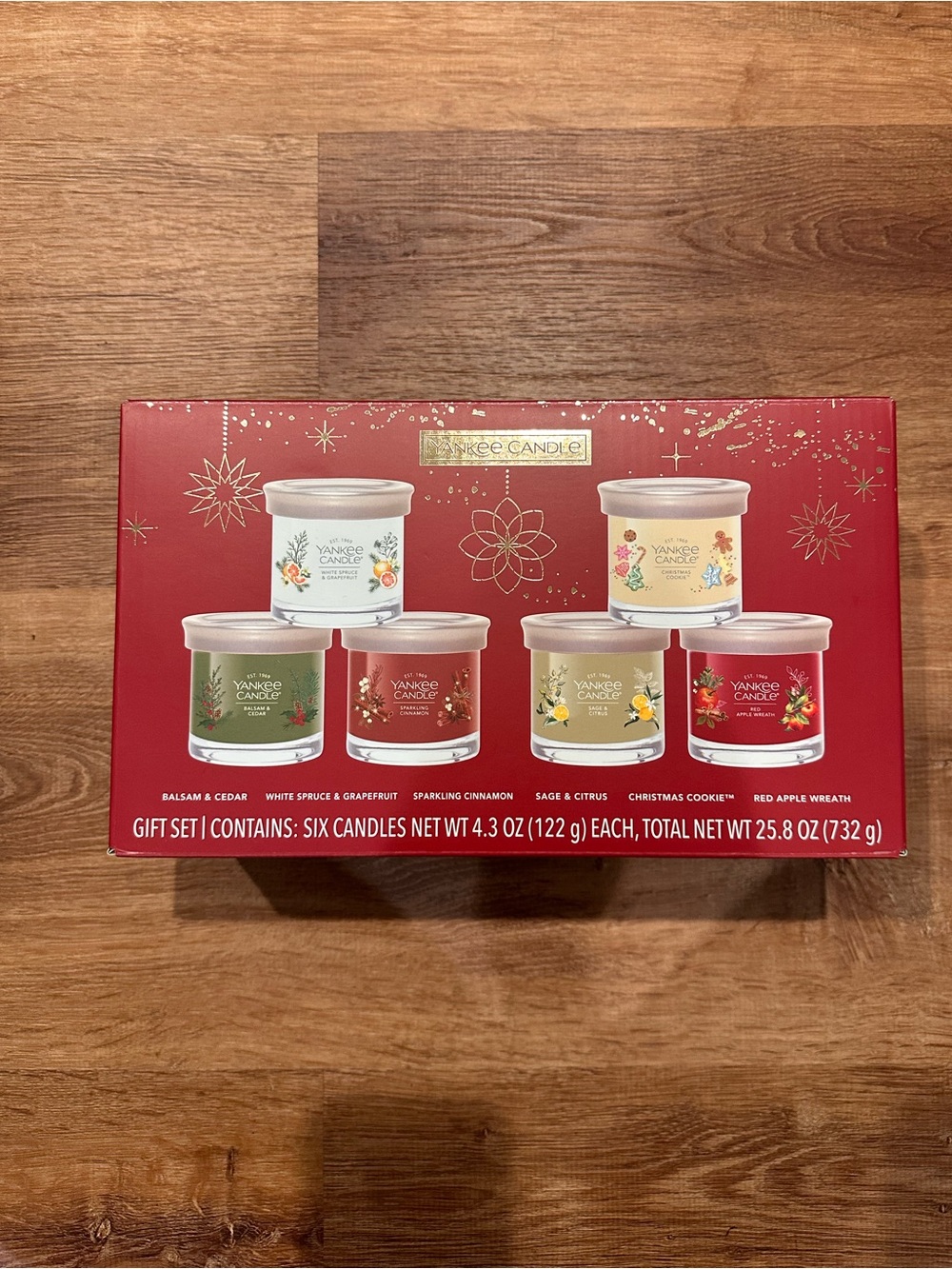 NIB Yankee Candle Holiday Candle Variety, 4.3 Ounce (Pack of 6)